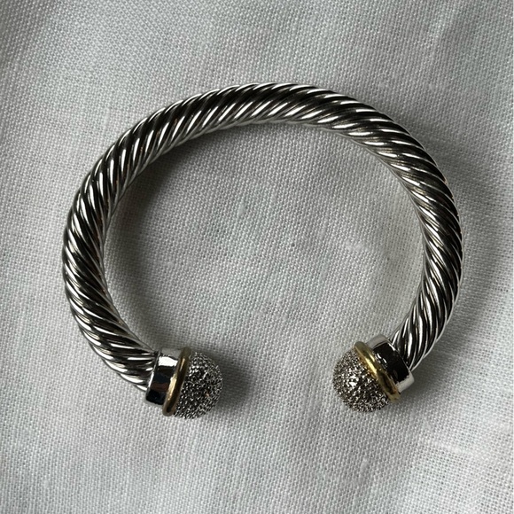 Women’s Silver Tone Cable Cuff Bracelet - Picture 2 of 3